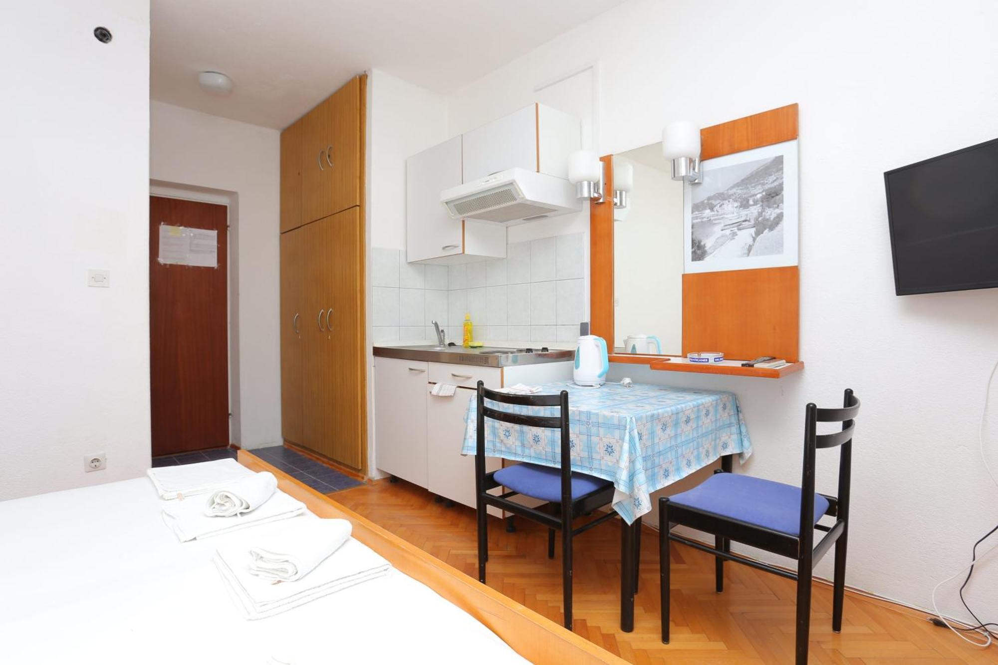 Apartments With A Parking Space Baska Voda, Makarska - 6773 Exterior foto