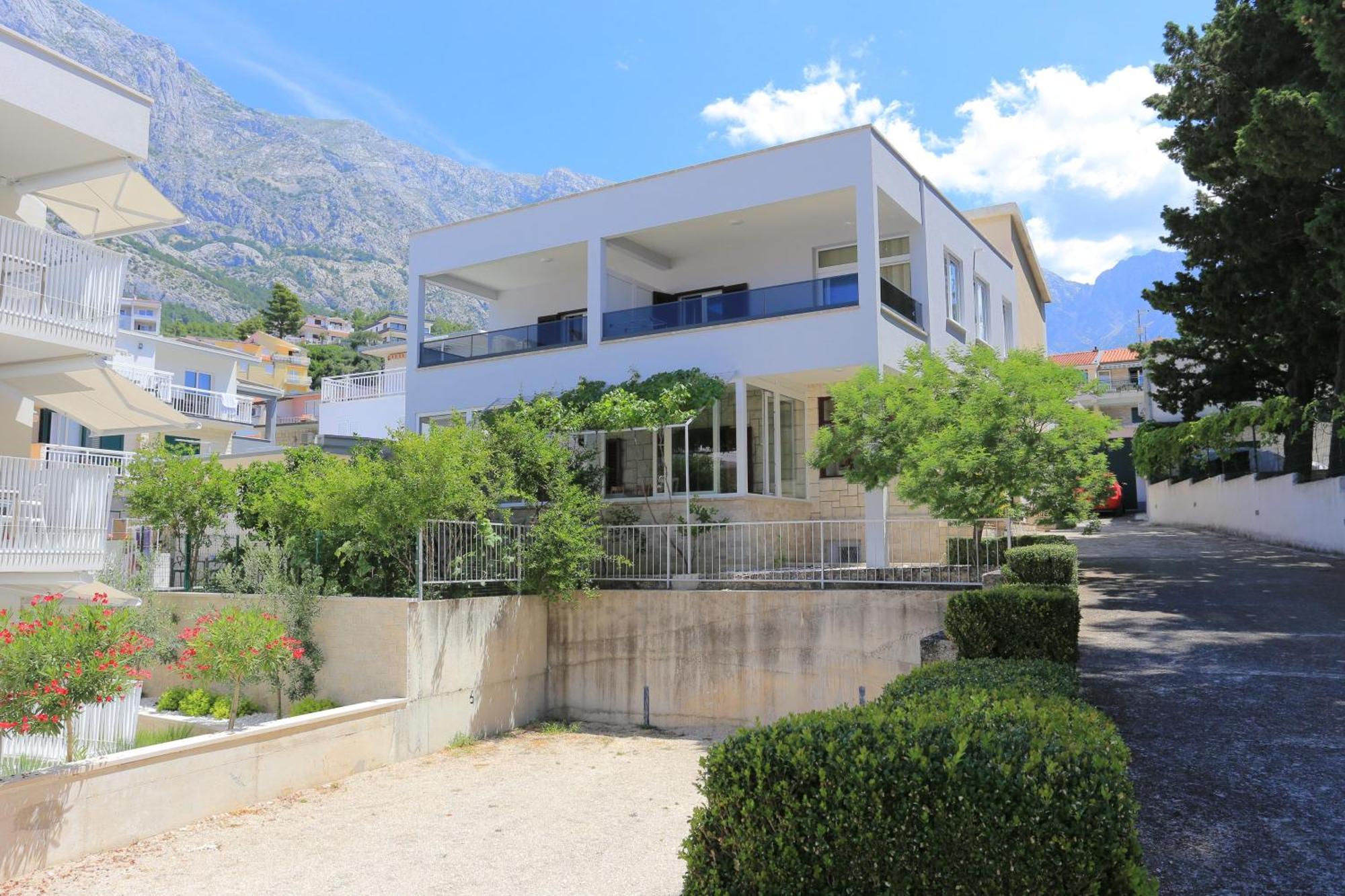 Apartments With A Parking Space Baska Voda, Makarska - 6773 Exterior foto